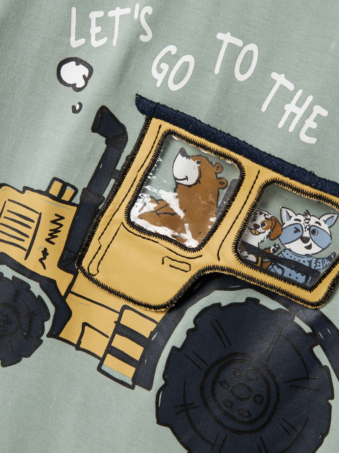 model_shot-front_full